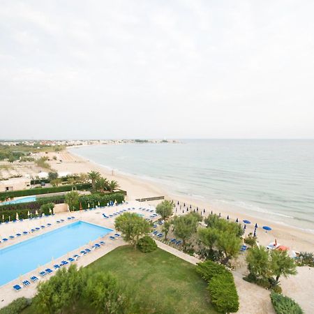 Hotel Del Levante Torre Canne Esterno foto