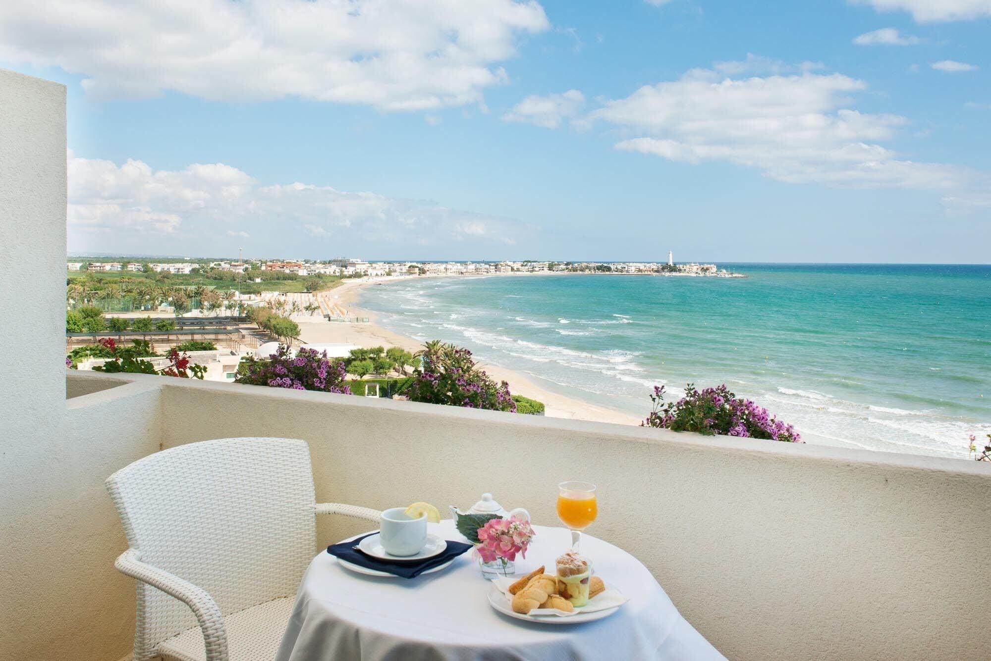 Hotel Del Levante Torre Canne Esterno foto