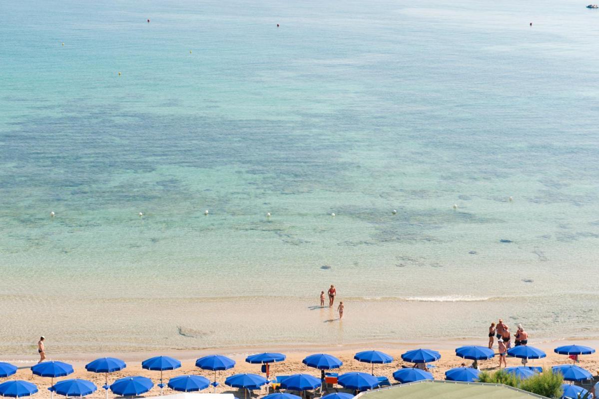 Hotel Del Levante Torre Canne Esterno foto