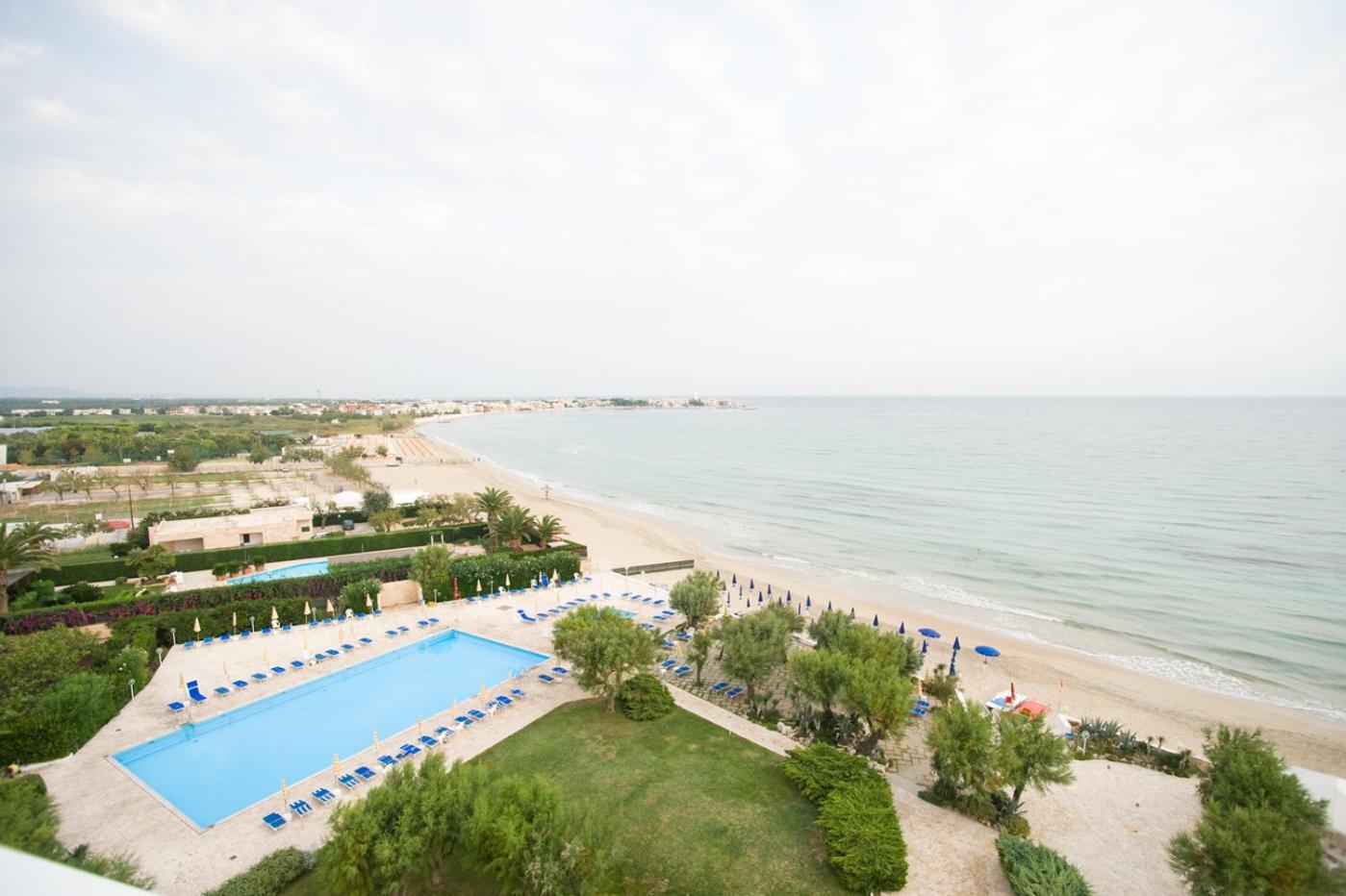 Hotel Del Levante Torre Canne Esterno foto