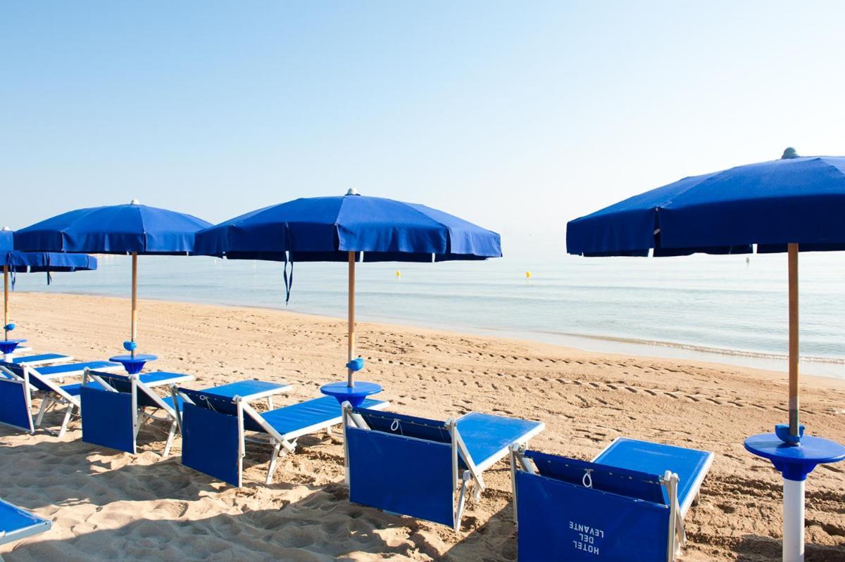 Hotel Del Levante Torre Canne Esterno foto