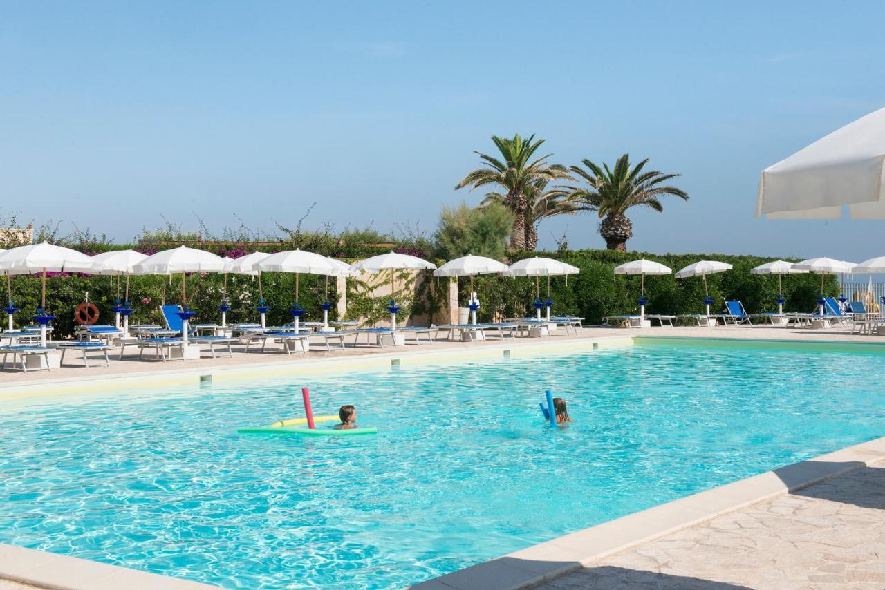 Hotel Del Levante Torre Canne Esterno foto